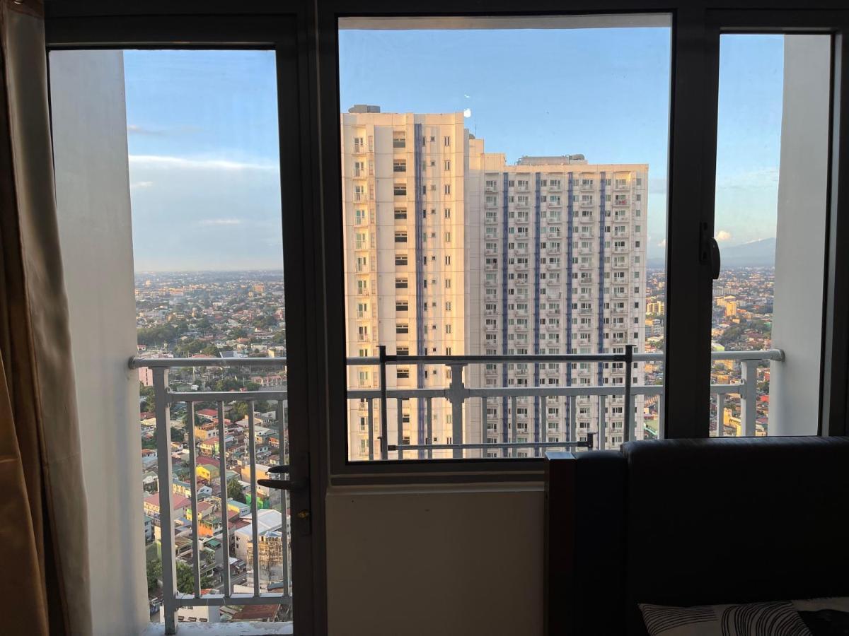 Relaxing City View Aparthotel Manila Bagian luar foto