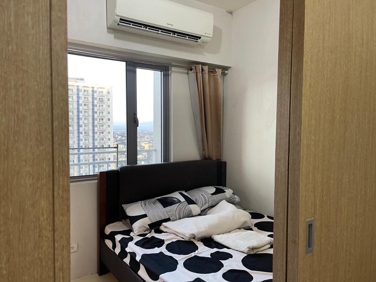 Relaxing City View Aparthotel Manila Bagian luar foto